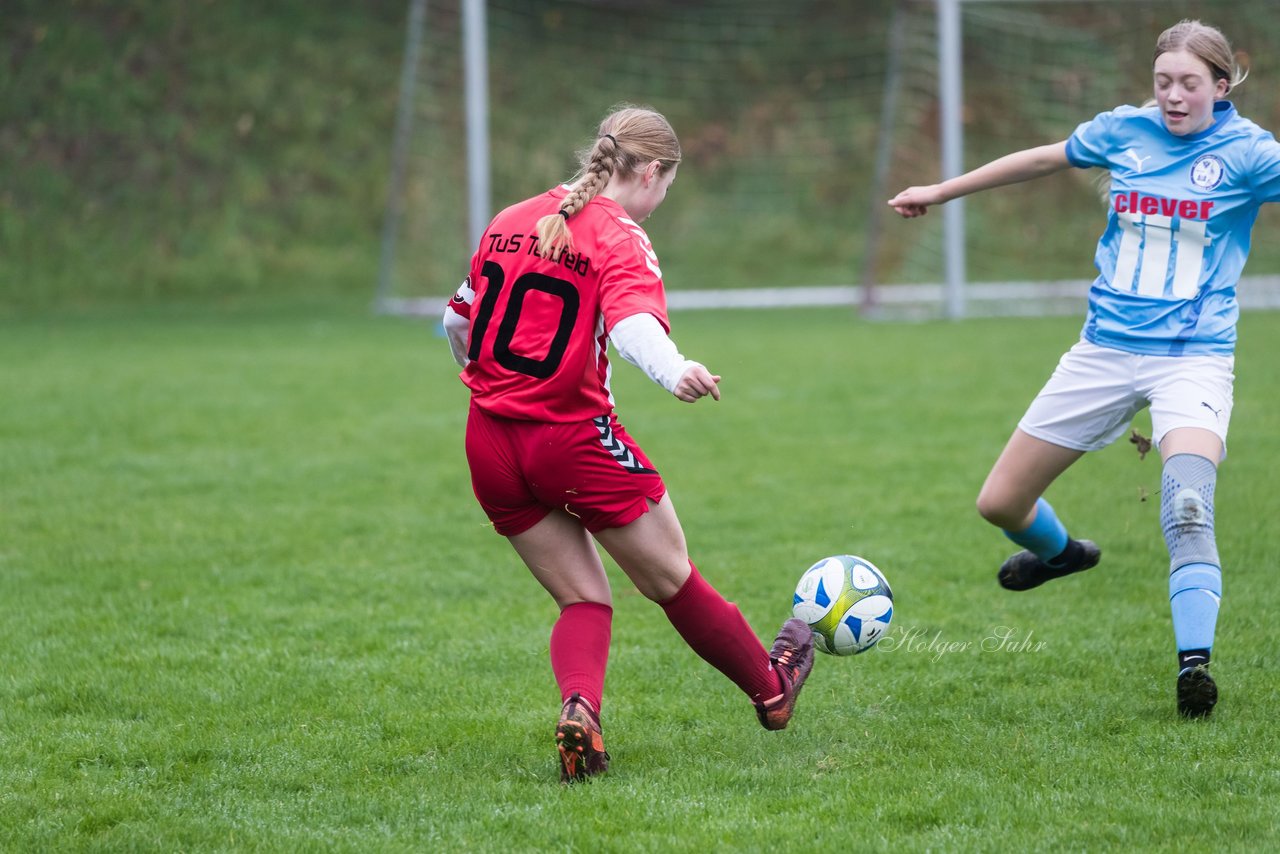 Bild 148 - wBJ TuS Tensfeld - SV Fortuna St. Juergen